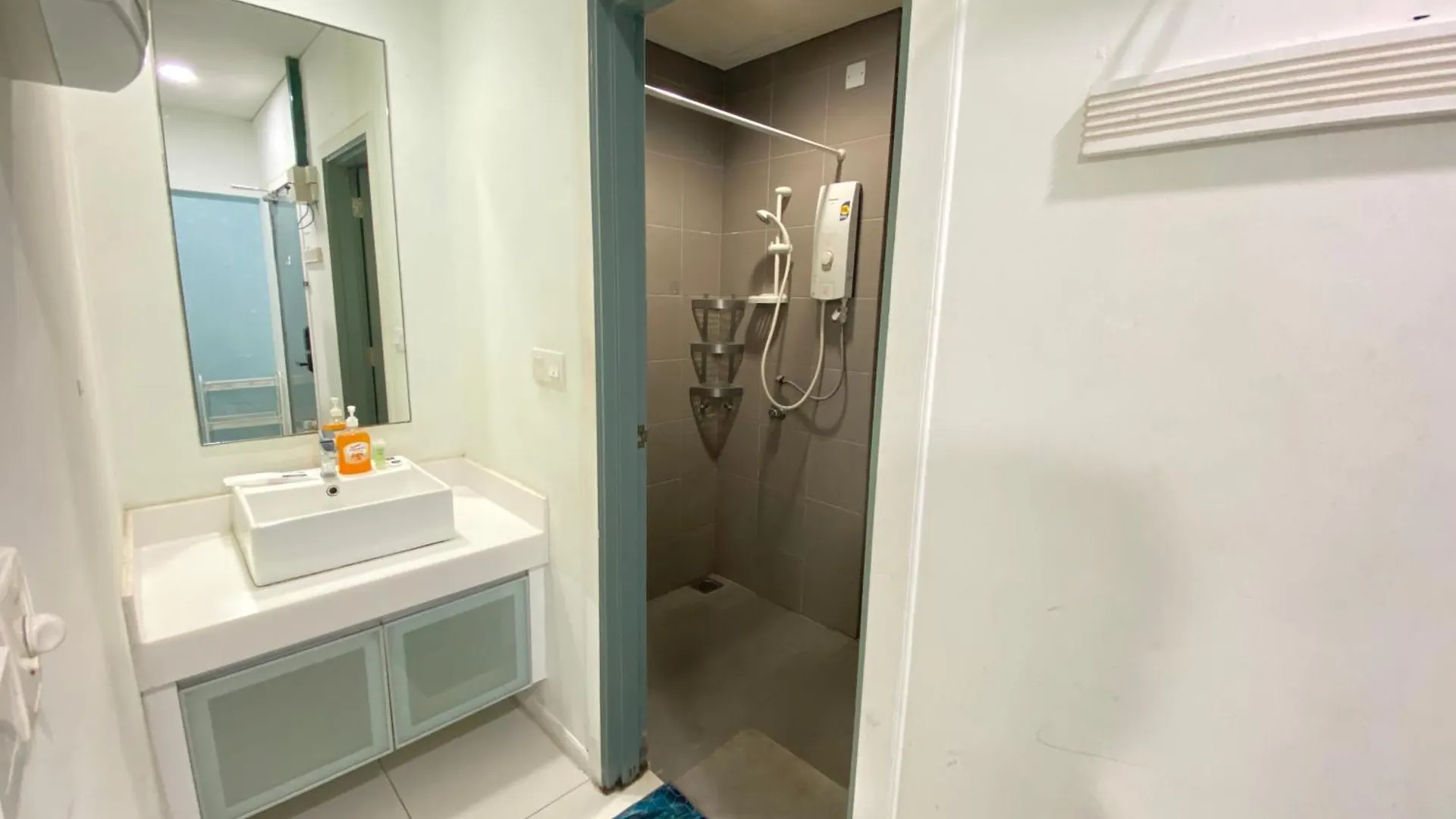 Apartment Kuala Lumpur Cherry Suites At Mercu Summer Suites Klcc Malaysia